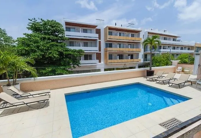 Colonial And 4th Floor * Playa del Carmen